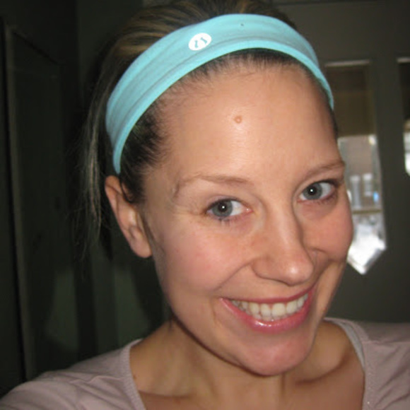 Meet your Posher, Jessica - Picture 1 of 1